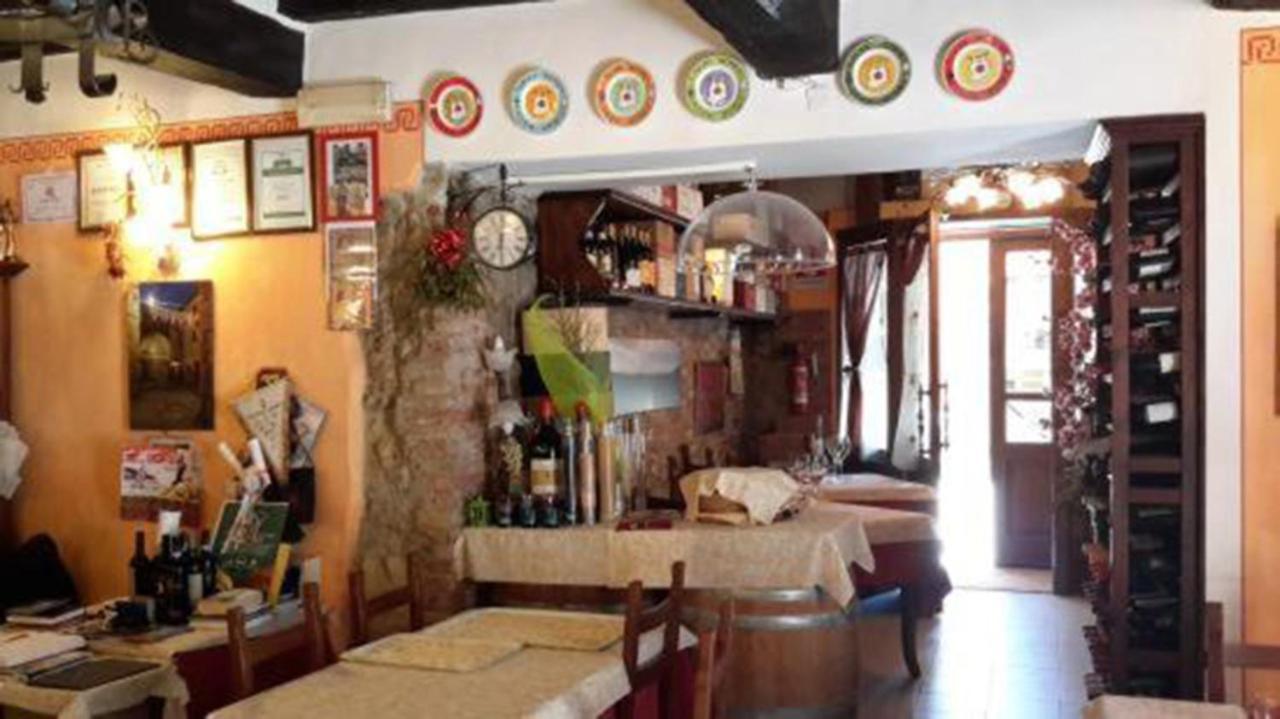 B&B Il Glicine Montefollonico Ngoại thất bức ảnh